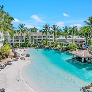 Elysium Private At Club & Palm Cove